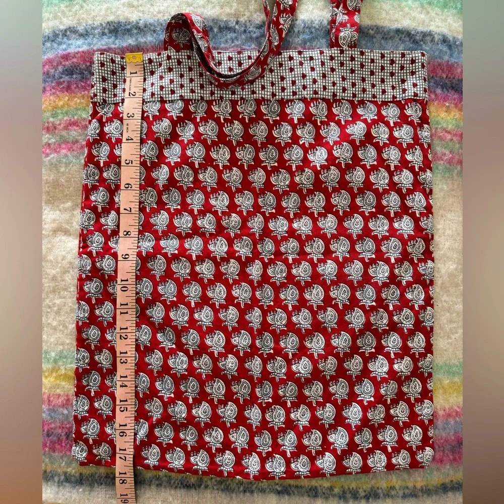 Anokhi Simrane Hand Block Printed Tote - Picture 3 of 6